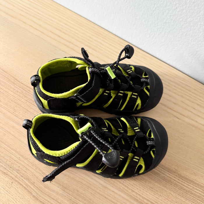 Keen / Sandals / US12