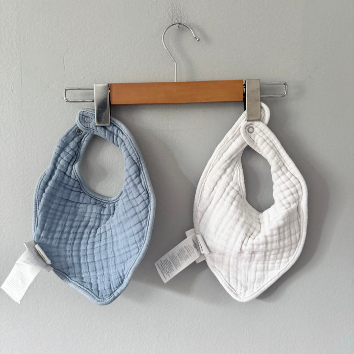 Pottery Barn / Bib x 2