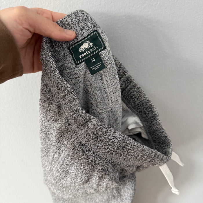 Roots / Salt and pepper sweatpants / 10Y