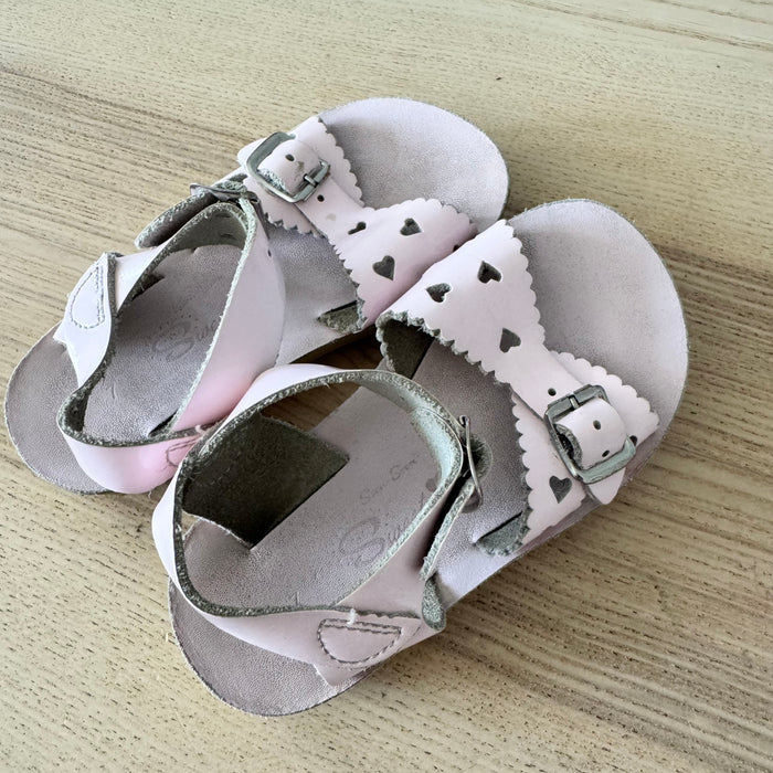Salt Water / Sandals / US7