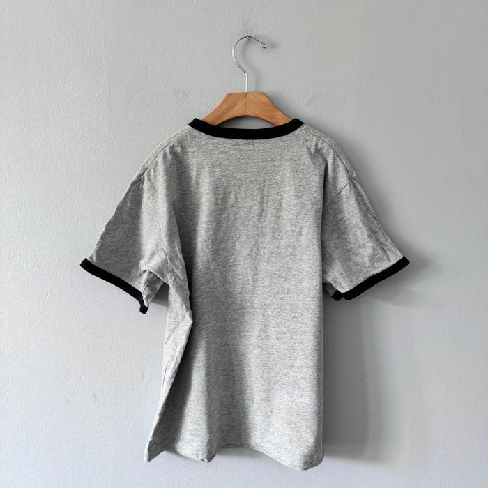 Uniqlo x Keith Haring / Light grey T-shirt / 11-12Y