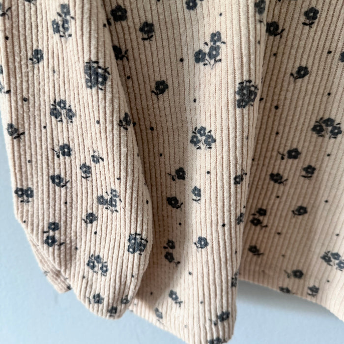 Zara / Beige x grey flower ribbed long sleeve / 4Y