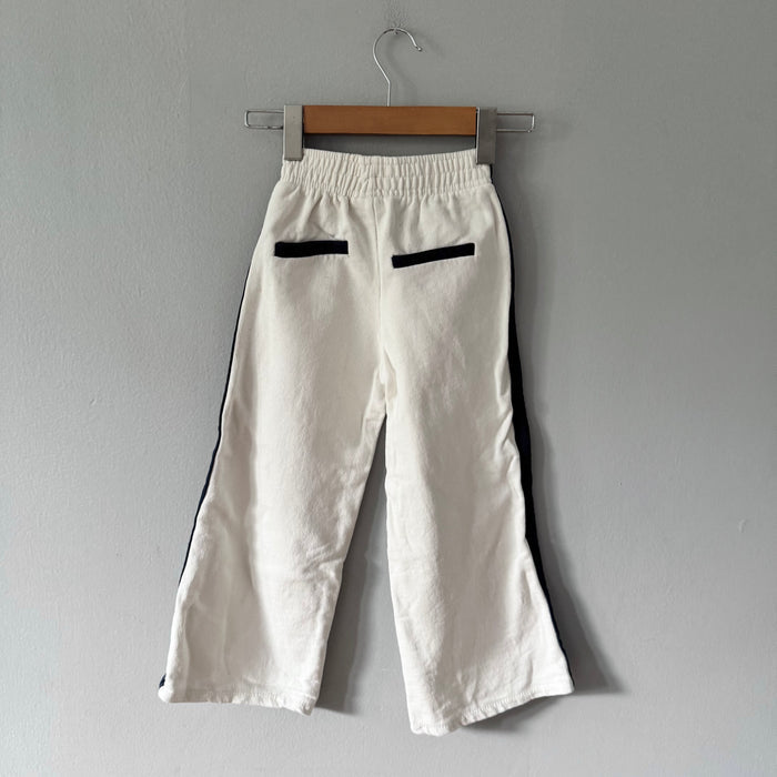 Zara / White wide sweatpants / 7Y