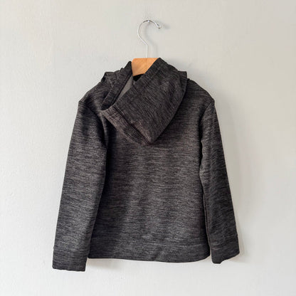 Nike / Active hoodie top / 4Y