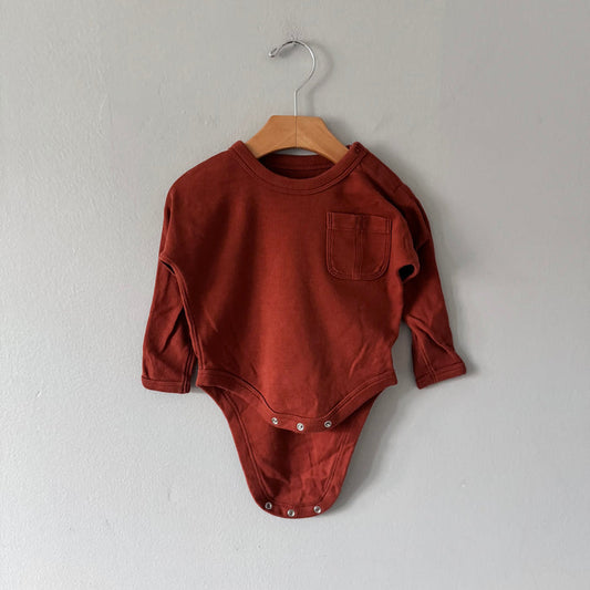 BR Baby / Brown onesie / 12-18M