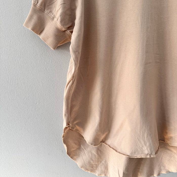 Classical Elf / Beige oversized top / Women OS