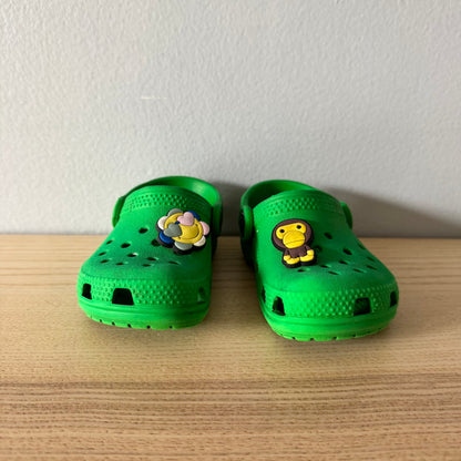 Crocs / Green sandals / US6
