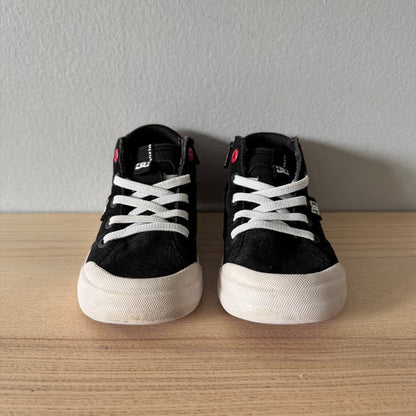 DC / Sneaker / US8