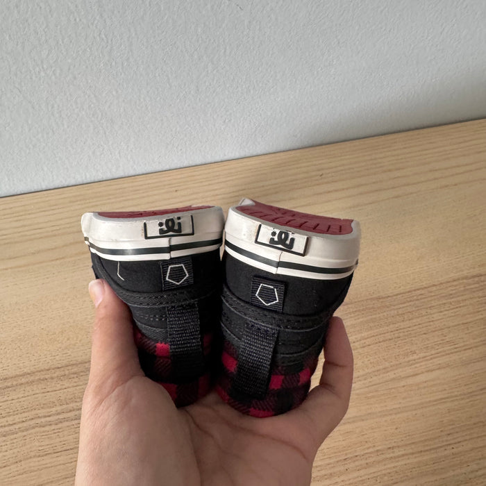 DC / Sneaker / US8