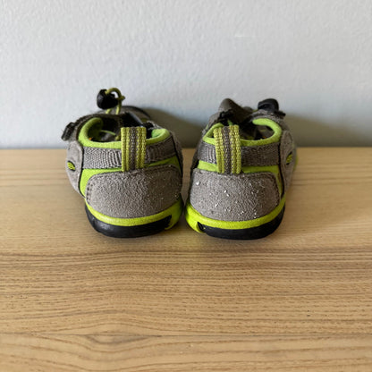 Keen / Sandals / US10