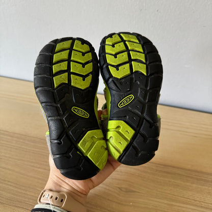 Keen / Sandals / US10