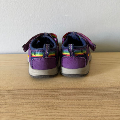 Keen / Sandals / US6