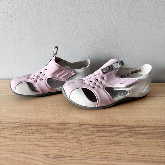 Nike  / Light pink slip on shoes / US9