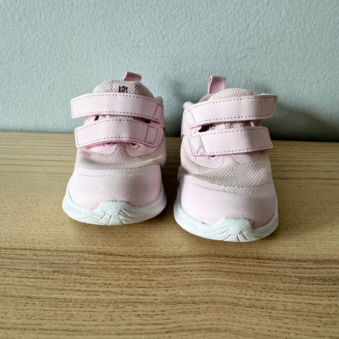 Nike / Light pink sneaker / US5