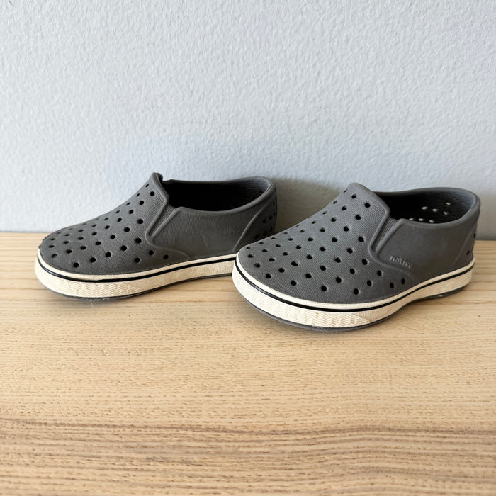 Native / Water shoes / US6