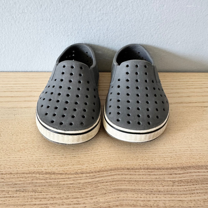 Native / Water shoes / US6