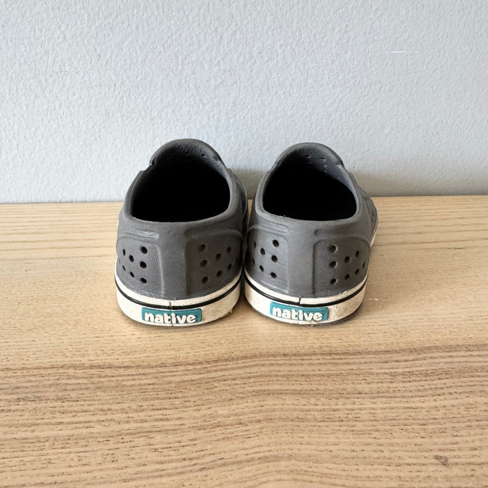 Native / Water shoes / US6