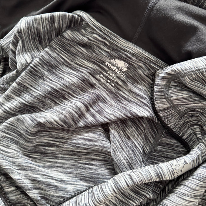Roots / Active zip up hoodie / 11-12Y