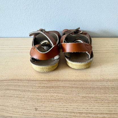 Salt Water / Sandals / US6