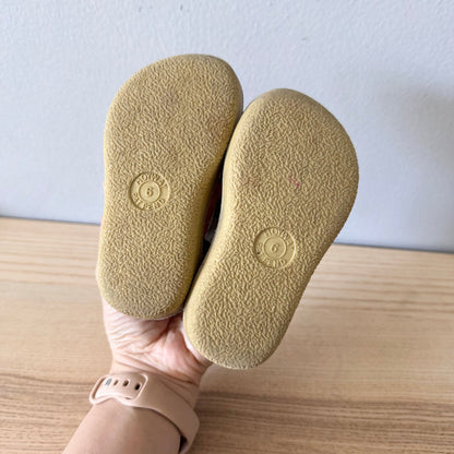 Salt Water / Sandals / US6