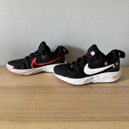 Nike / Sneaker / US12