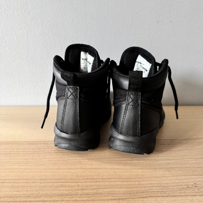 Nike / Sneakers / J1