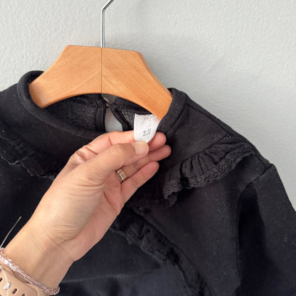Zara / Black oversized sweatshirt / 9-12M